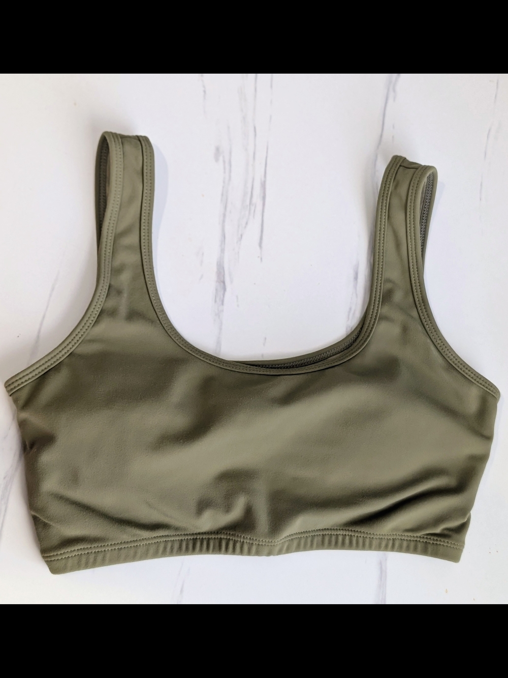 GET Curved Olive Green Sports Bra Crop Top Small Athleisure Stretch